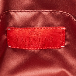 Pre Owned Valentino Off White Fur and Laeather Floral Applique VLogo Baguette Bag