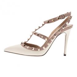 مملوكة مسبقًا Valentino Ivory Leather Rockstud Sandals Size 38