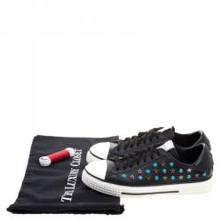 Pre Owned Valentino Black Leather Star Studded Low Top Sneakers Size 40