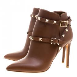 Pre Owned Valentino Cognac Leather Rockstud Pointed Toe Ankle Boots Size 35.5