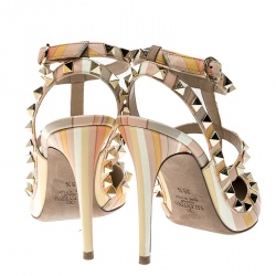 Pre Owned Valentino Native Couture 1975 Print Leather Rockstud Sandals Size 35.5