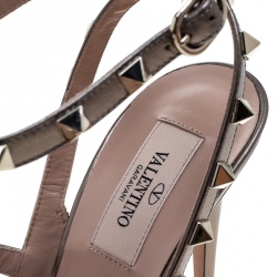 Pre Owned Valentino Beige Calf Hair and Leather Fucile Al Campion Rockstud Sandals Size 39