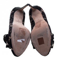 Pre Owned Valentino Black Floral Lace Couture Bow Lace Peep Toe Platform Pumps Size 38
