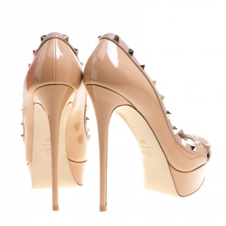 Pre Owned Valentino Beige Patent Leather Rockstud Crisscross Peep Toe Platform Pumps Size 40.5