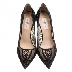 Pre Owned Valentino Black Lace Fusion Pointed Toe Pumps Size 38