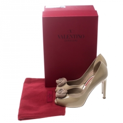 Pre Owned Valentino Beige Patent Leather Rose Brooch Peep Toe Platform D'orsay Pumps Size 36.5