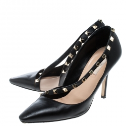 Pre Owned Valentino Two Tone Leather Rockstud Embellished Pointed Toe Pumps Size 37