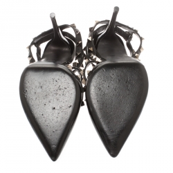 Pre Owned Valentino Black Patent Leather Rockstud Pointed Toe Sandals Size 39