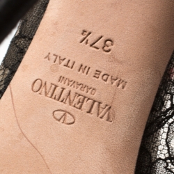 Pre Owned Valentino Black Floral Couture Bow Lace Peep Toe Platform Pumps Size 37.5