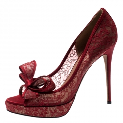 Pre Owned Valentino Red Floral Couture Bow Lace Peep Toe Platform Pumps Size 40