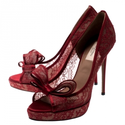 Pre Owned Valentino Red Floral Couture Bow Lace Peep Toe Platform Pumps Size 40