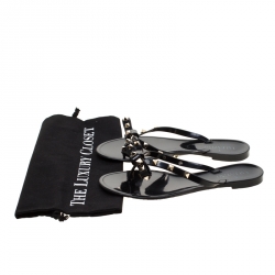 Pre Owned Valentino Black Jelly Rockstud Bow Flat Sandals Size 38