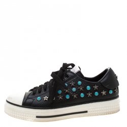 Pre Owned Valentino Black Leather Star Studded Low Top Sneakers 35