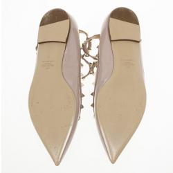 مملوكة مسبقًا Valentino Nude Patent Rockstud Ballet Flats Size 41
