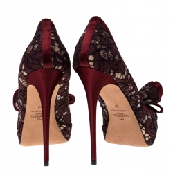 Pre Owned Valentino Red Floral Couture Bow Lace Peep Toe Platform Pumps Size 37