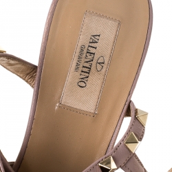 Pre Owned Valentino Yellow Patent Leather Rockstud Pointed Toe Sandals Size 40