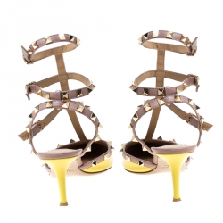 Pre Owned Valentino Yellow Patent Leather Rockstud Pointed Toe Sandals Size 40