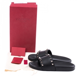 Pre Owned Valentino Black Rubber Rockstud Slide Sandals Size 37