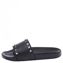Pre Owned Valentino Black Rubber Rockstud Slide Sandals Size 37