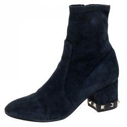 مملوكة مسبقًا حذاء بوت كاحل فالنتينو حافة مزينة روكستد كعب سميك سويدي أزرق مقاس 37.5