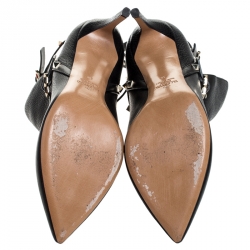 Pre Owned بوت للكاحل فالنتينو جلد أسود بمقدمة مدببة وروكستد مقاس 40