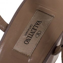 Pre Owned Valentino Beige Leather T Strap Rockstud Block Heel Sandals Size 41