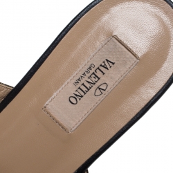 Pre Owned Valentino Black Leather Rockstud Strappy Flats Size 40.5