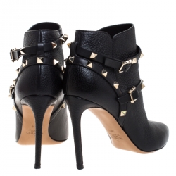 Pre Owned حذاء بوت كاحل فالنتينو بمقدمة مدببة روكستد جلد أسود مقاس 37