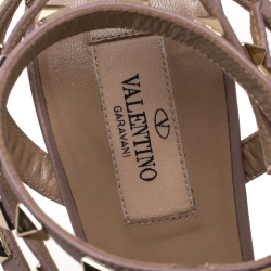 Pre Owned Valentino Beige Patent Leather And Leather Rockstud Ankle Strap Pointed Toe Sandals Size 39