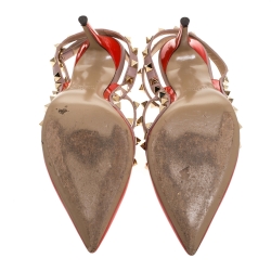 Pre Owned Valentino Beige/Red Patent And Leather Rockstud Ankle Strap Sandals Size 37