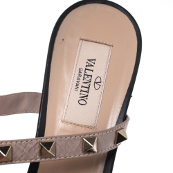 Pre Owned Valentino Black/Beige Leather Rockstud Pointed Toe Mules Size 40
