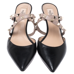 Pre Owned Valentino Black/Beige Leather Rockstud Pointed Toe Mules Size 40