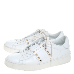 Pre Owned Valentino White Leather Rockstud Untitled Low Top Sneakers Size 39
