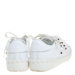 Pre Owned Valentino White Leather Rockstud Untitled Low Top Sneakers Size 39