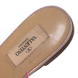 Pre Owned Valentino Pink Leather Rockstud Thong Gladiator Sandals Size 39