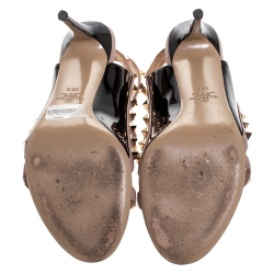 Pre Owned Valentino Black/Beige Leather Rockstud Ankle Strap Sandals Size 38.5