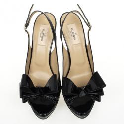 مملوكة مسبقًا Valentino Black Patent 'Stylish' Bow Trim Slingback Platform Sandals Size 40