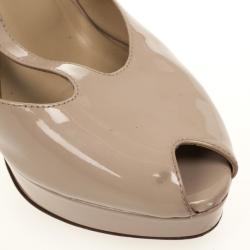 Pre Owned Valentino Nude Patent Leather T Strap Peep Toe Sandals Size 36.5 