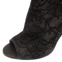 مملوكة مسبقًا بوت كاحل فالنتينو مقدمة مفتوحة دانتيل أسود مقاس 37