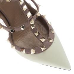 مملوكة مسبقًا Valentino Ivory Leather Rockstud Sandals Size 37