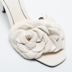 Pre Owned Valentino Off White Leather Atelier 03 Rose Edition Slide Sandals Size 39