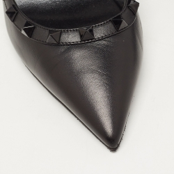 Pre Owned Valentino Black Leather Rockstud Pumps Size 38