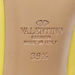 Pre Owned Valentino Yellow/Pink Leather Rockstud Ankle Strap Pumps Size 39.5