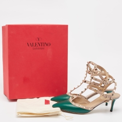 مملوكة مسبقًا صندل فالنتينو بطراز قفصي مرصع بروكستد جلد لامع أحمر و حواف جلد بيج مقاس 39.5