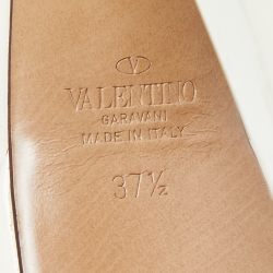 Pre Owned Valentino Cream Patent Leather Block Heel Sandals Size 37.5