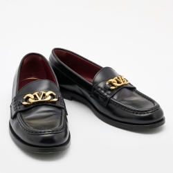 Pre Owned Valentino Black Leather Escape V logo Loafers Size 38