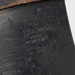 مملوكة مسبقًا Valentino Black Leather Escape VLogo Flat Slides Size 38