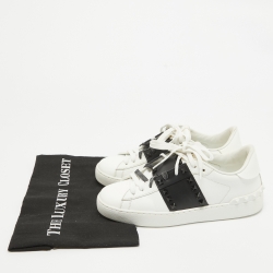 Pre Owned Valentino White/Black Leather Rockstud Untitled Sneakers Size 37