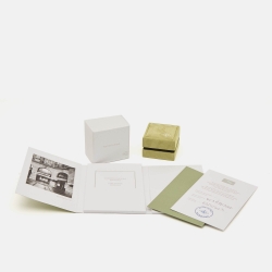 مملوكة مسبقًا Van Cleef & Arpels Sweet Alhambra Mother of Pearl 18k Yellow Gold Pendant Necklace