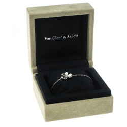 Pre Owned سوار فان كليف آند أربلز فريفول ذهب أبيض عيار 18 وألماس